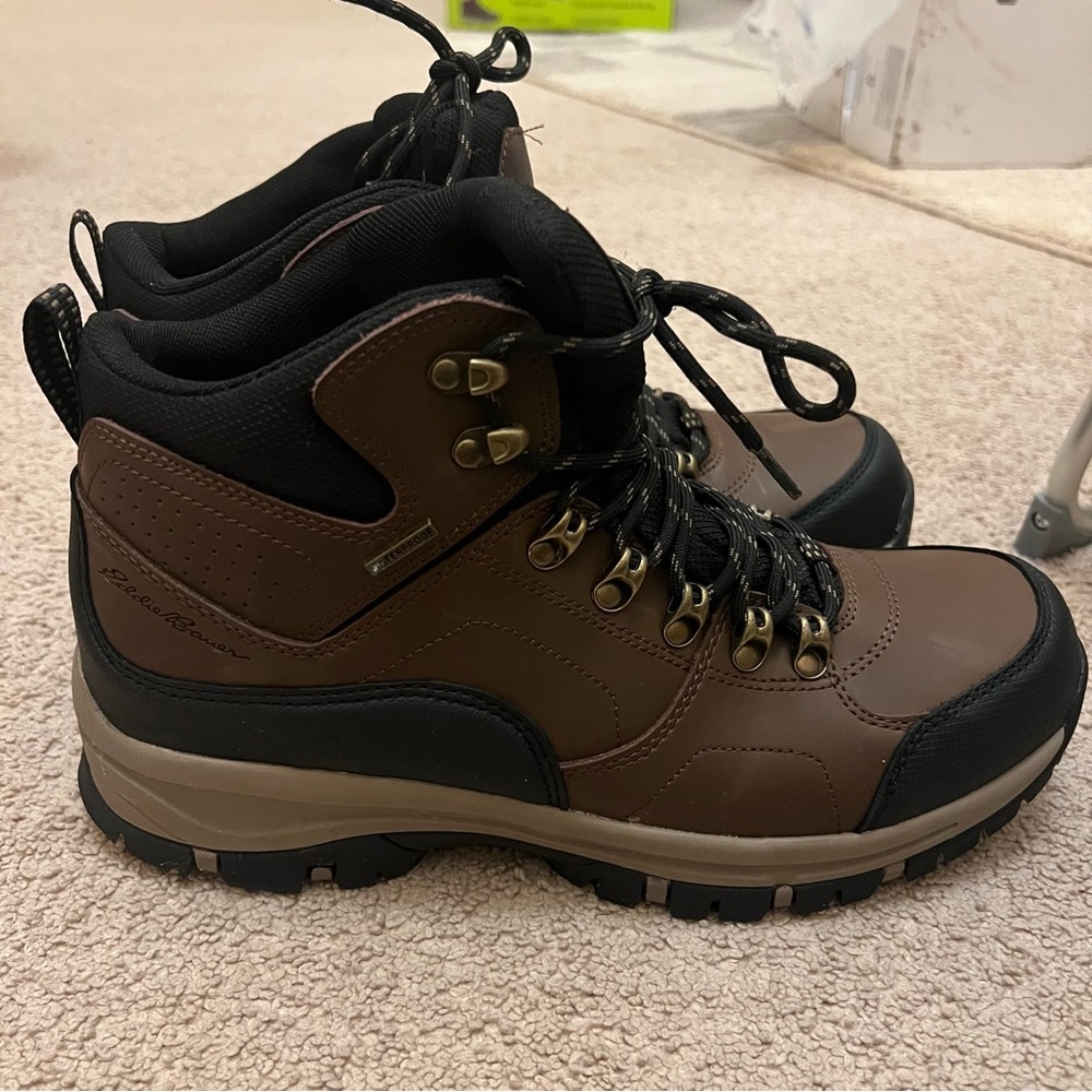 Eddie Bauer Men’s Brown Leather Boots